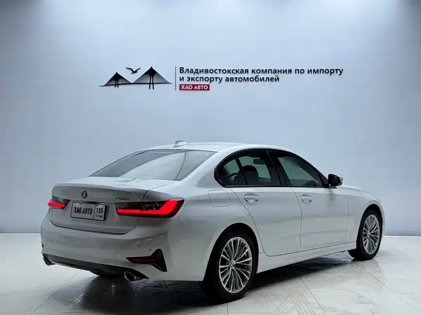 BMW 3 Series 2022