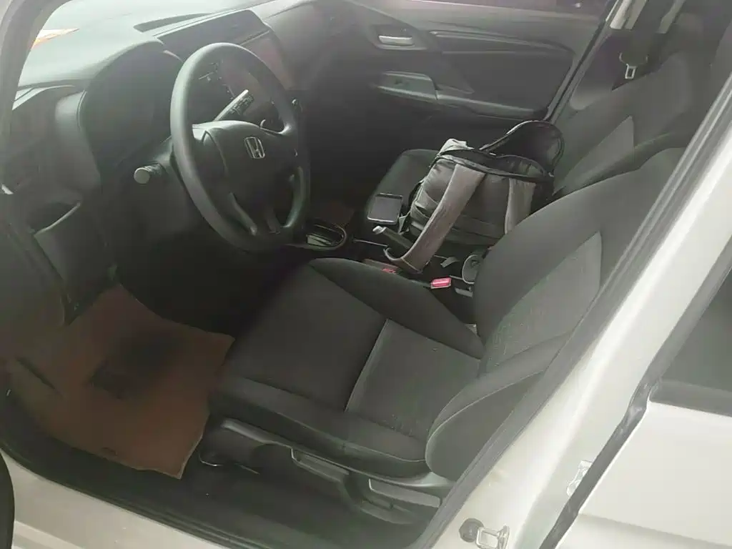 Honda Fit 2018 — фото 15