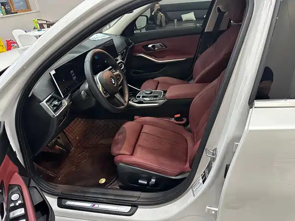 BMW 3 Series 2023
