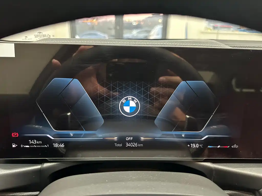 BMW 3 Series 2023 — фото 12