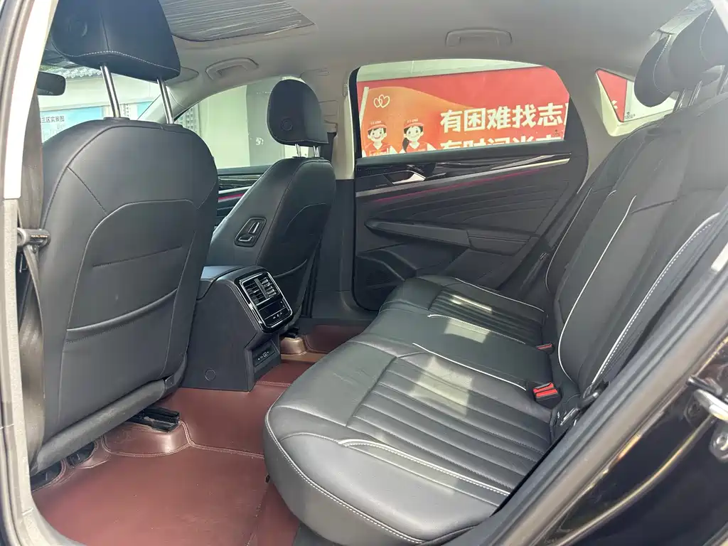 Volkswagen Passat 2022