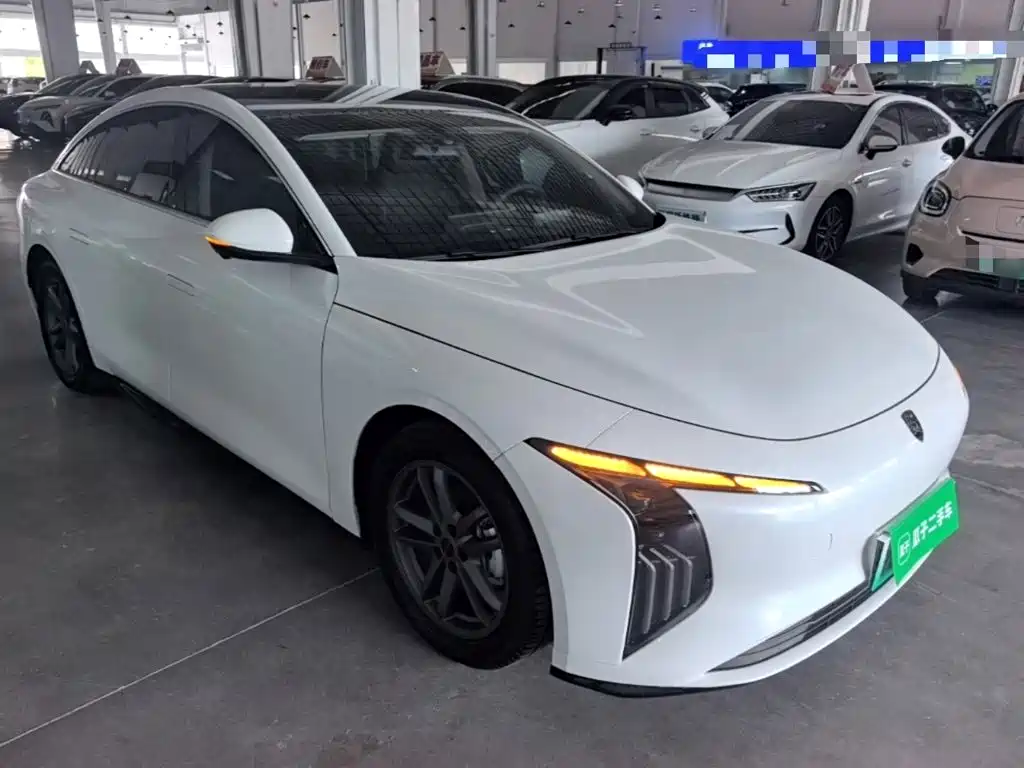 Dongfeng Xinghai S7 2025 — фото 4