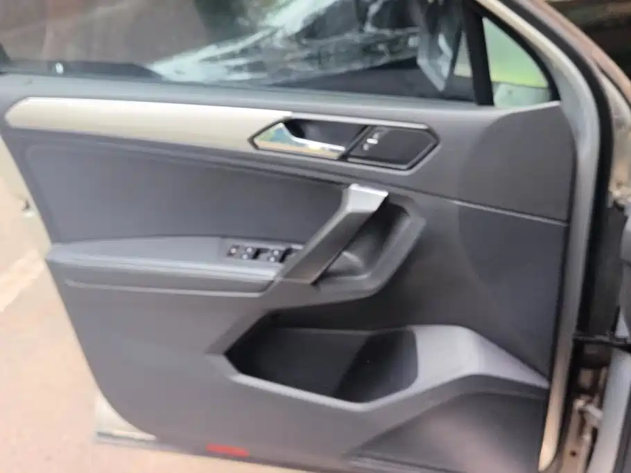 Volkswagen Tiguan L 2019
