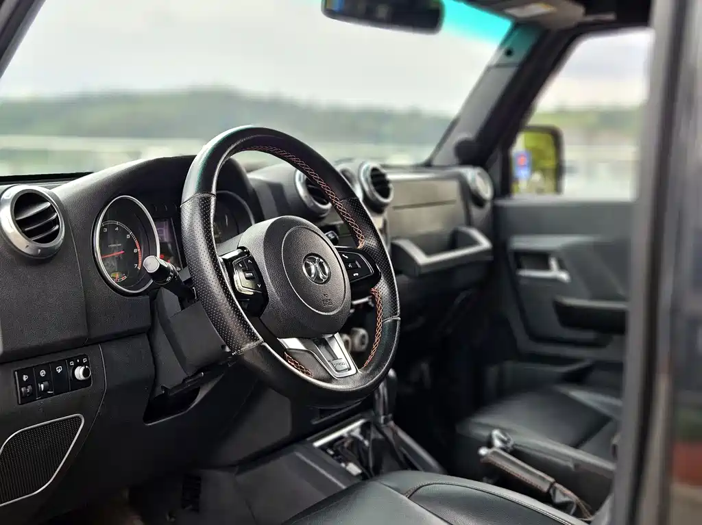 BAIC BJ40 2018 — фото 14