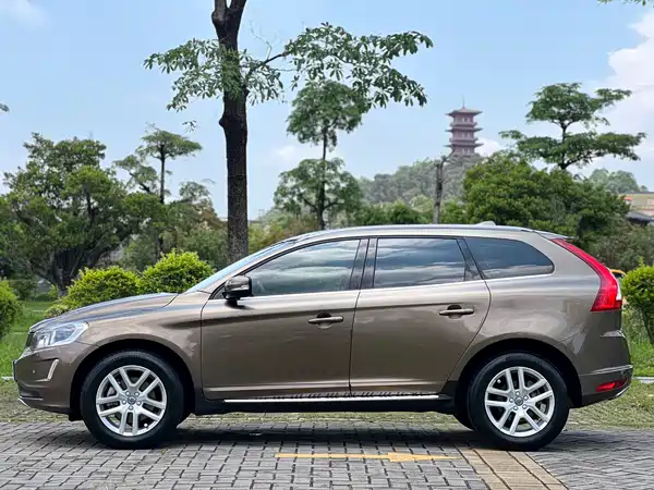 Volvo XC60 2017