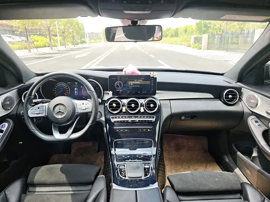 Mercedes-Benz C-Class 2020