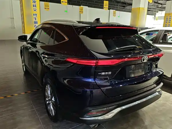 Toyota Harrier 2022