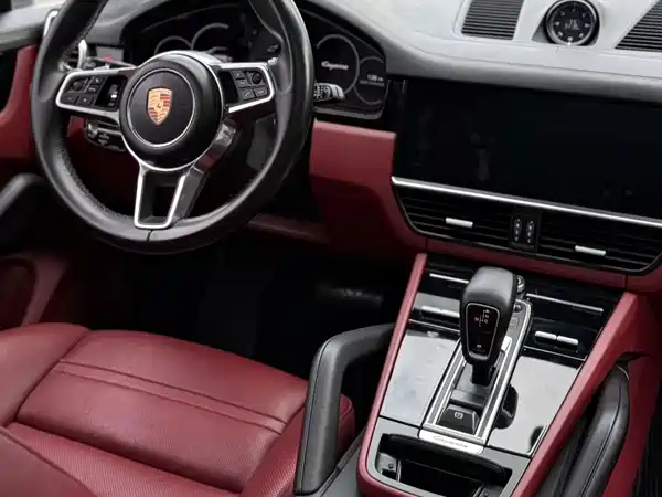 Porsche Cayenne 2020