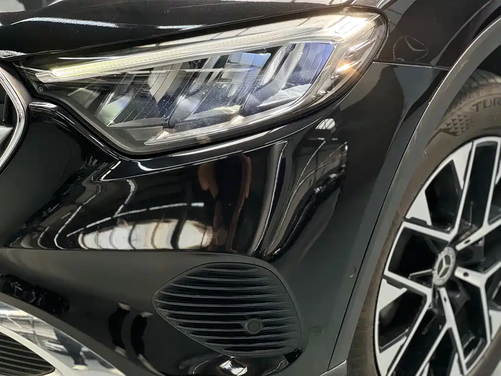 Mercedes-Benz GLC 2023