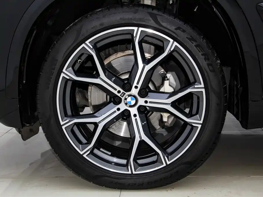 BMW X5 2023 — фото 35