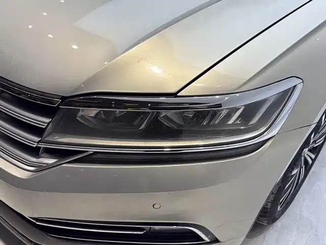 Volkswagen Phideon 2018 — фото 16
