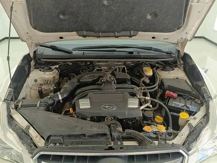 Subaru XV 2014 — фото 10