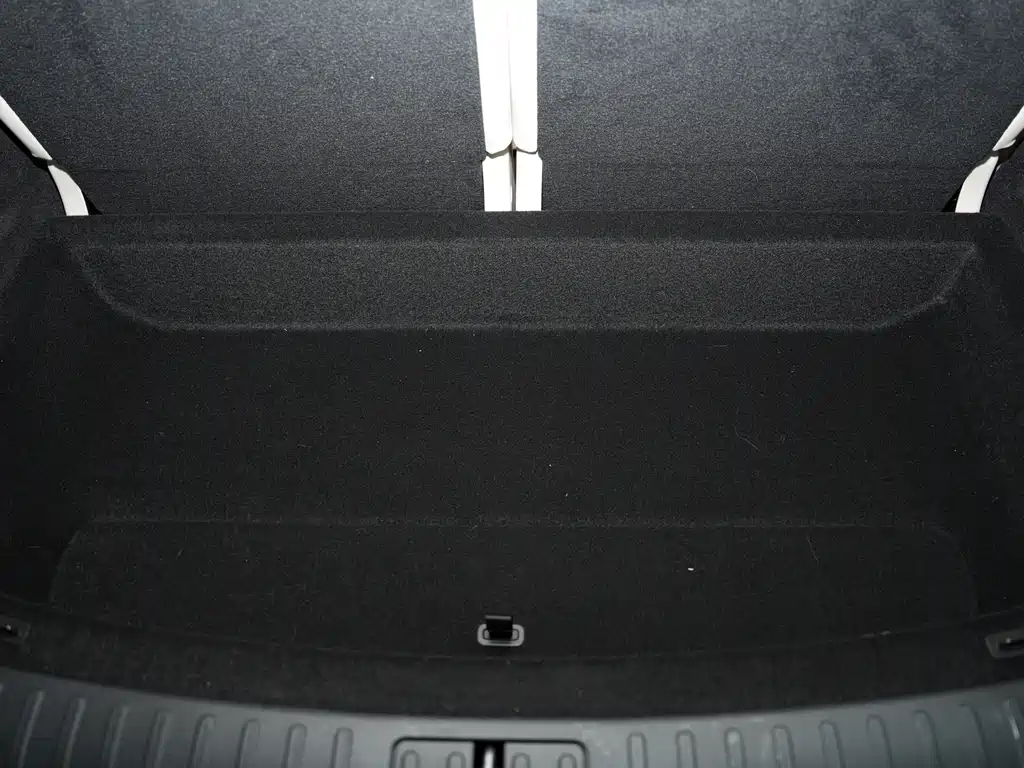 Li Auto i8 2025 — фото 31