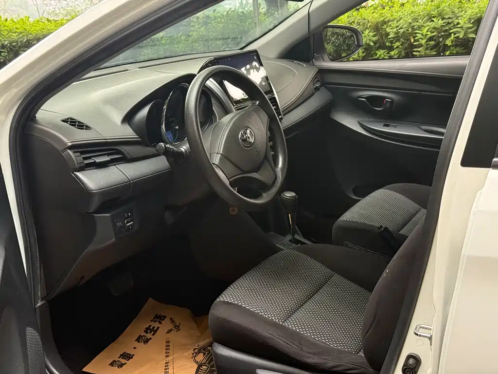 Toyota Vios 2016 — фото 3