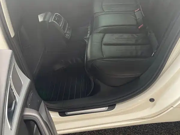 Audi A6L 2014