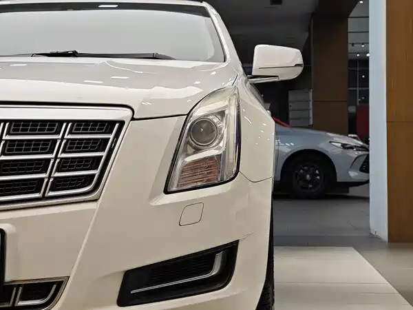 Cadillac XTS 2015