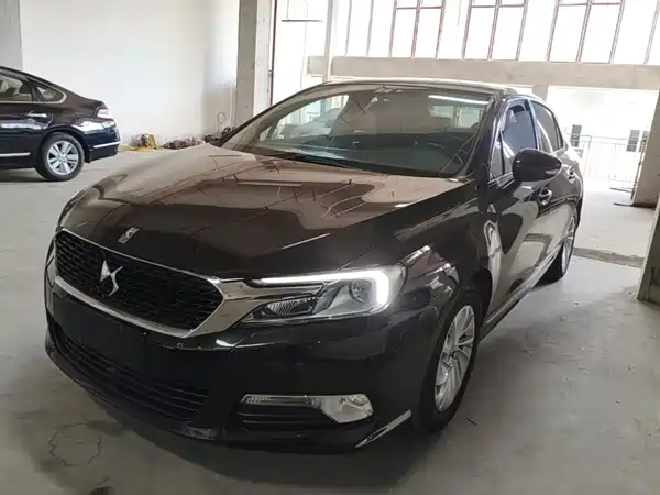 DS 5LS 2015