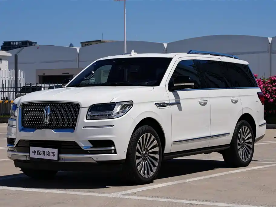 Lincoln Navigator 2021
