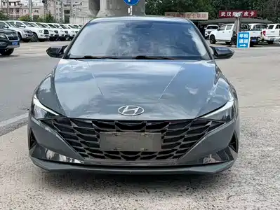 Hyundai Elantra 2023