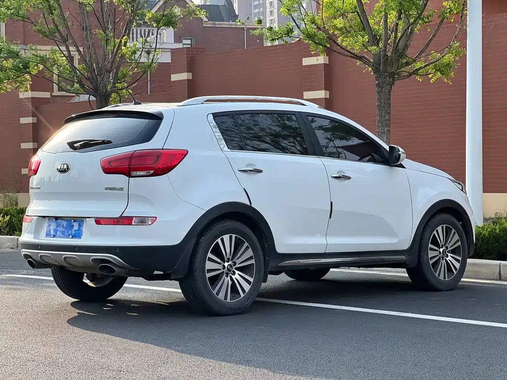 Kia Sportage 2015 — фото 9