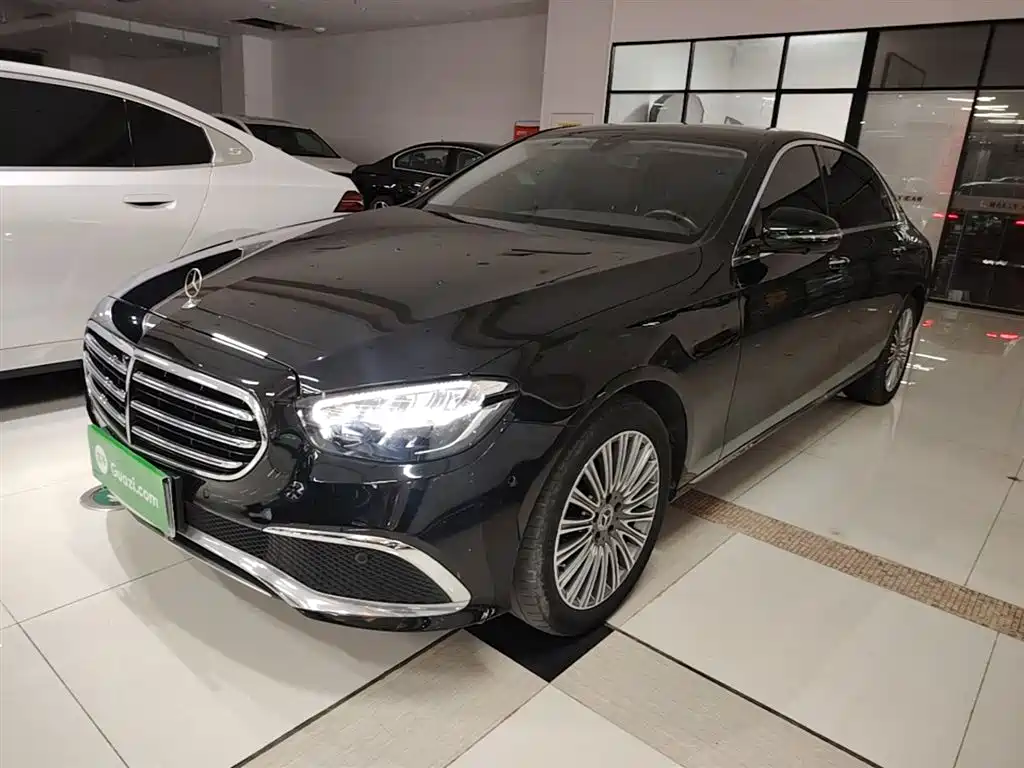 Mercedes-Benz E-Class 2023 — фото 1
