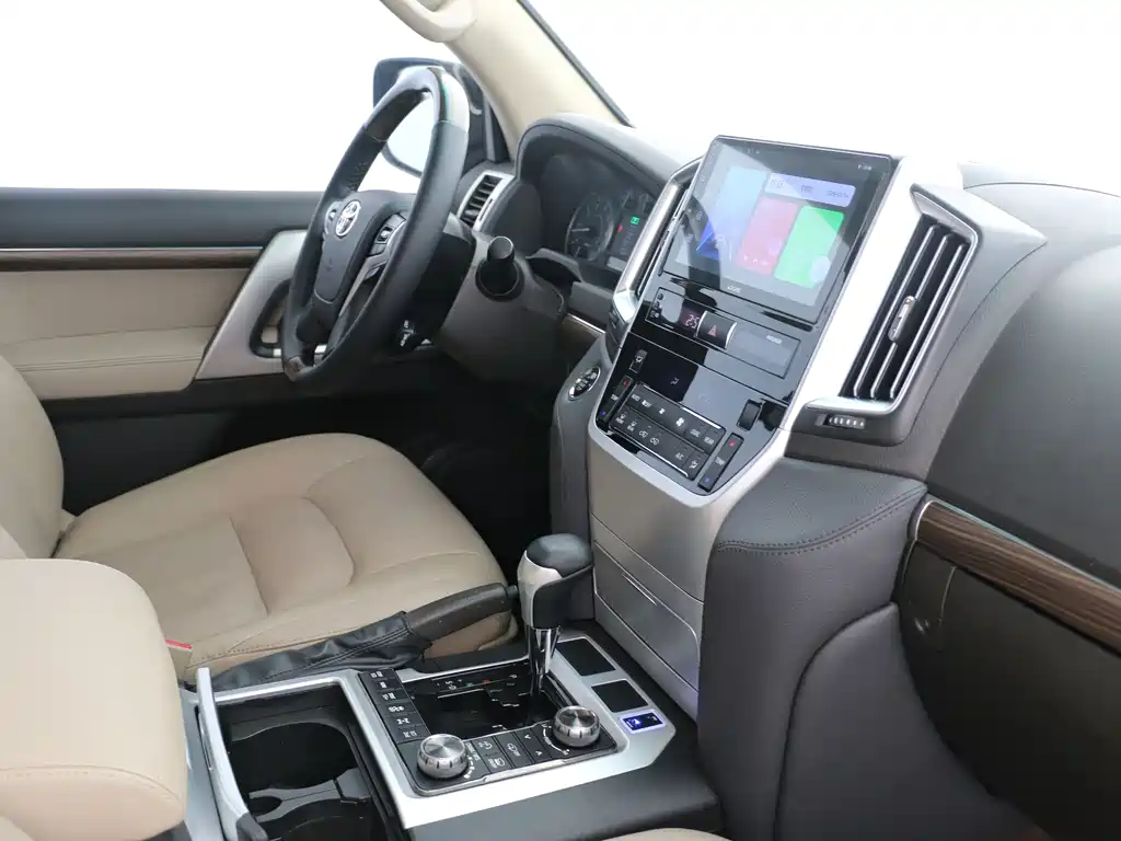 Toyota Land Cruiser 2011 — фото 13