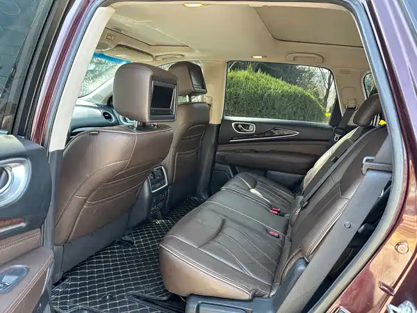 Infiniti JX 2014