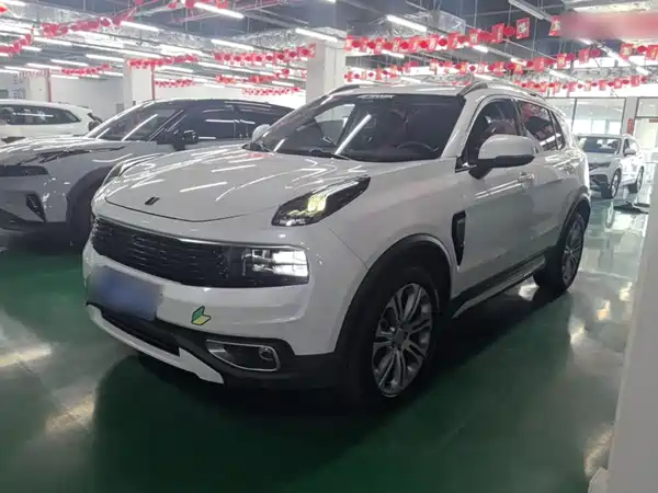 Lynk & Co 01 2020
