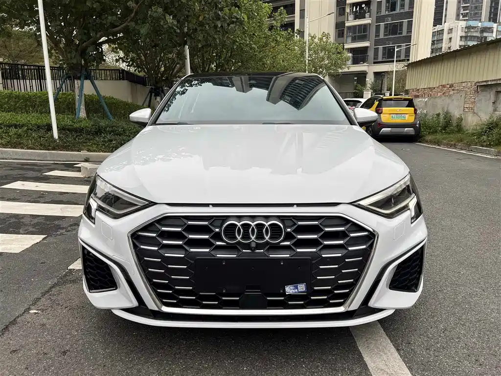 Audi A3 2021 — фото 15