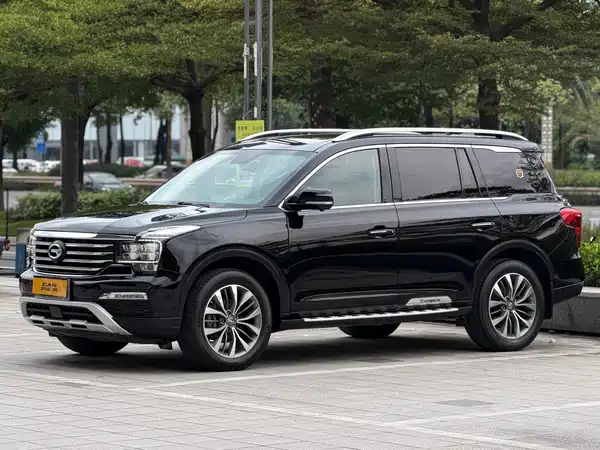 GAC Trumpchi GS8 2017