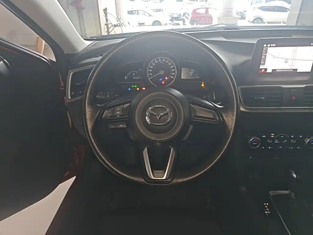 Mazda 3 Angkesela 2017 — фото 11
