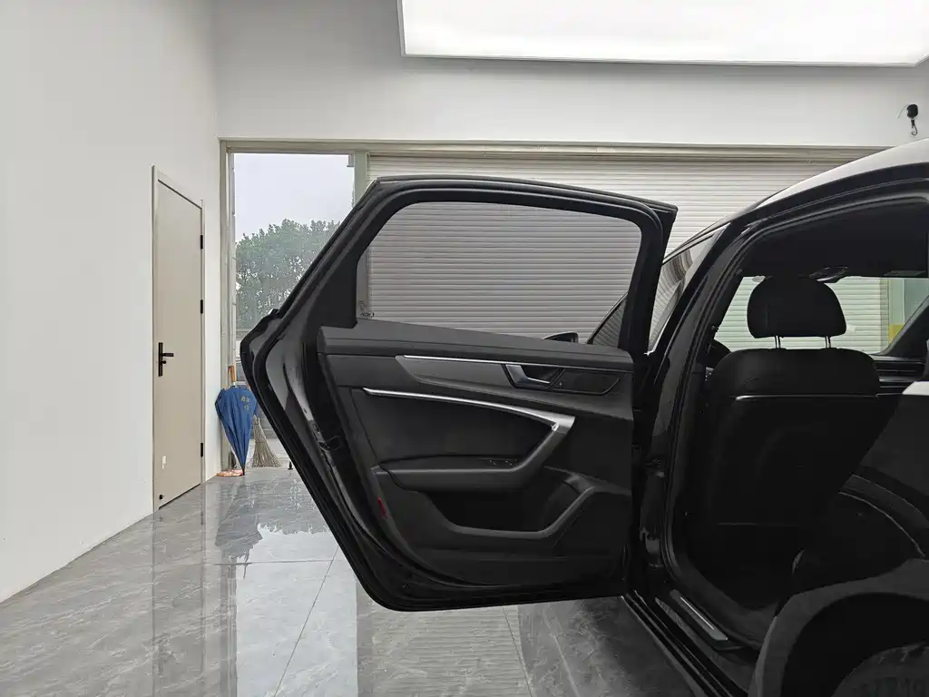 Audi A6L 2020 — фото 10