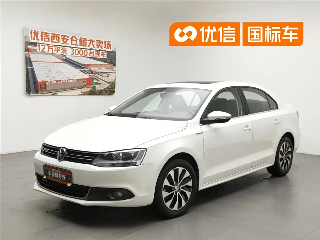 Volkswagen Sagitar 2014
