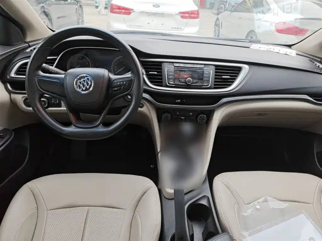 Buick Excelle 2017 — фото 10