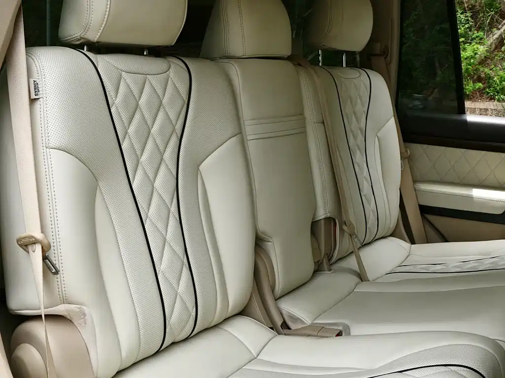 Toyota Land Cruiser 2020 — фото 10