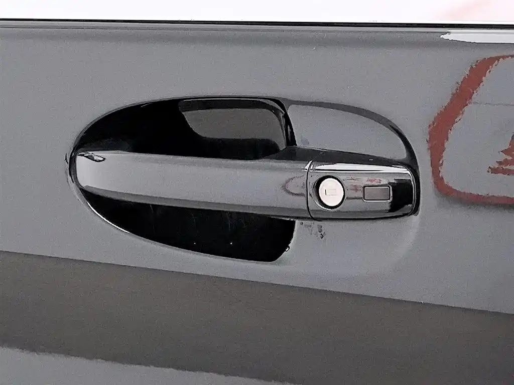 Mercedes-Benz V-Class 2022 — фото 18