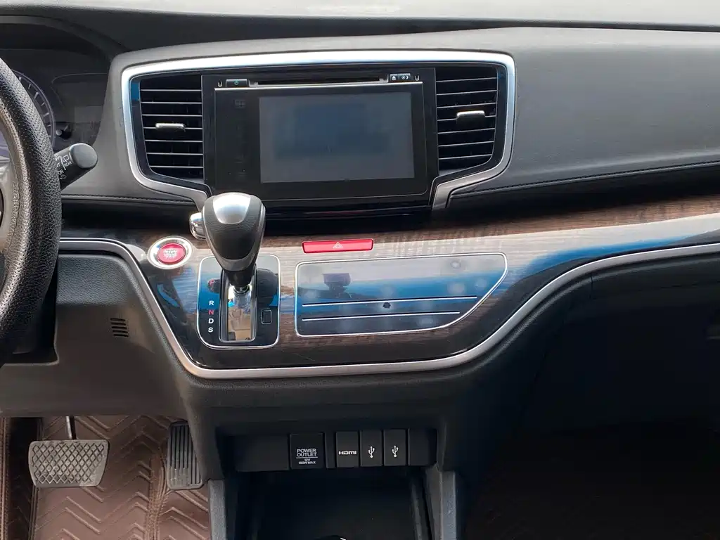 Honda Odyssey 2016 — фото 3