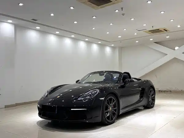Porsche 718 2016