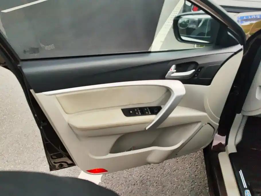 Geely Emgrand 2016