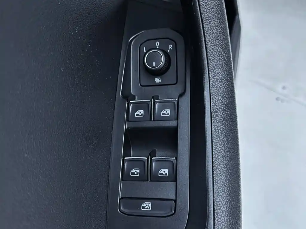 Skoda Karoq 2024 — фото 17