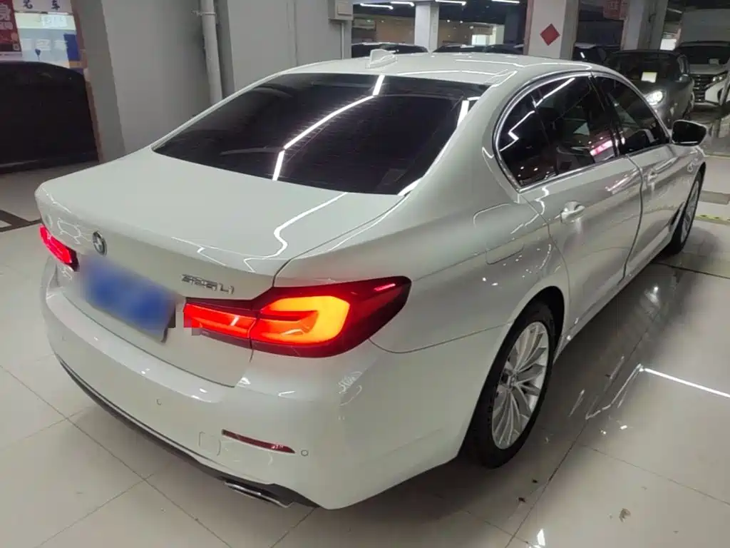 BMW 5 Series 2022