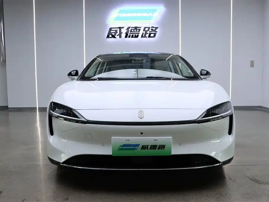 Luxeed Zhijie S7 2024