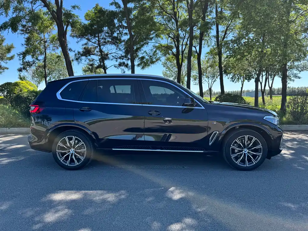 BMW X5 2022 — фото 23