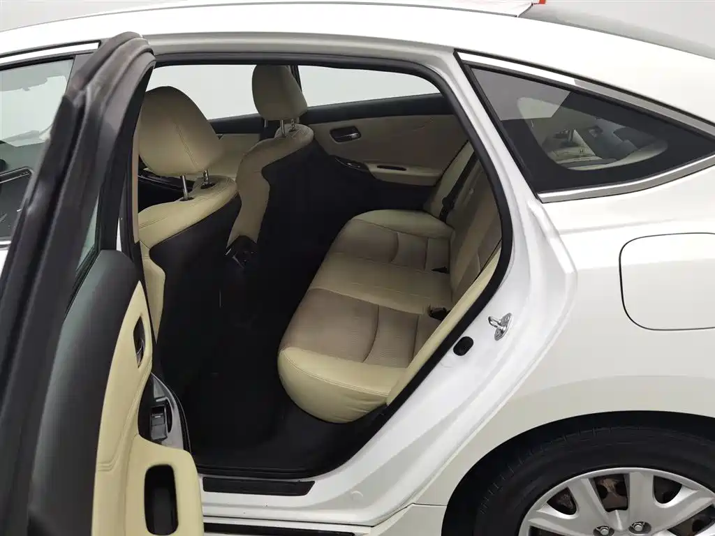 Honda Spirior 2017 — фото 15