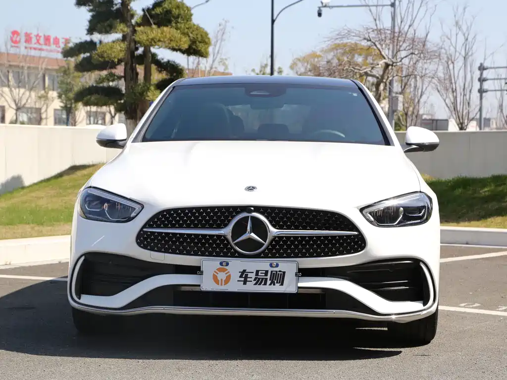 Mercedes-Benz C-Class 2023 — фото 2