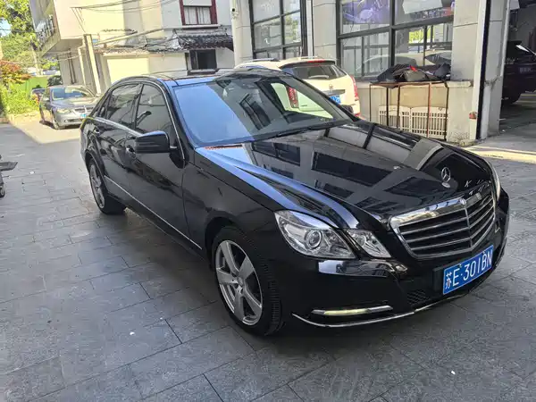 Mercedes-Benz E-Class 2013