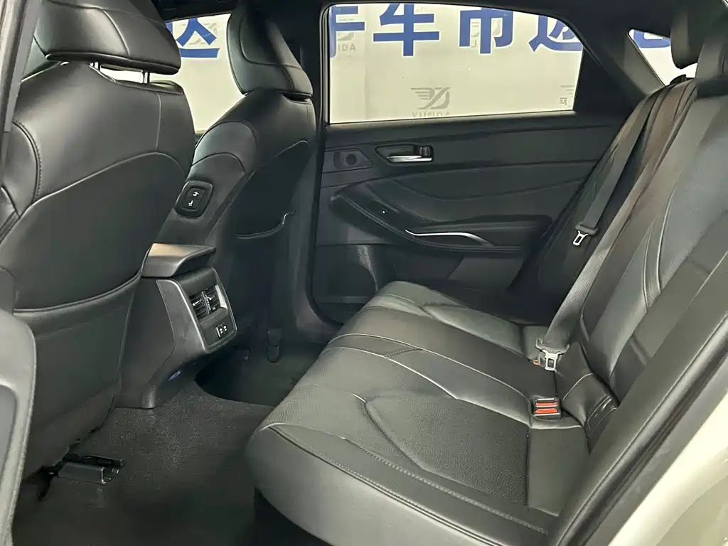 Toyota Avalon 2021 — фото 10