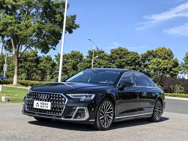 Audi A8 2023