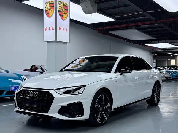 Audi A4L 2025