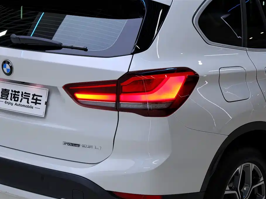 BMW X1 2021 — фото 15